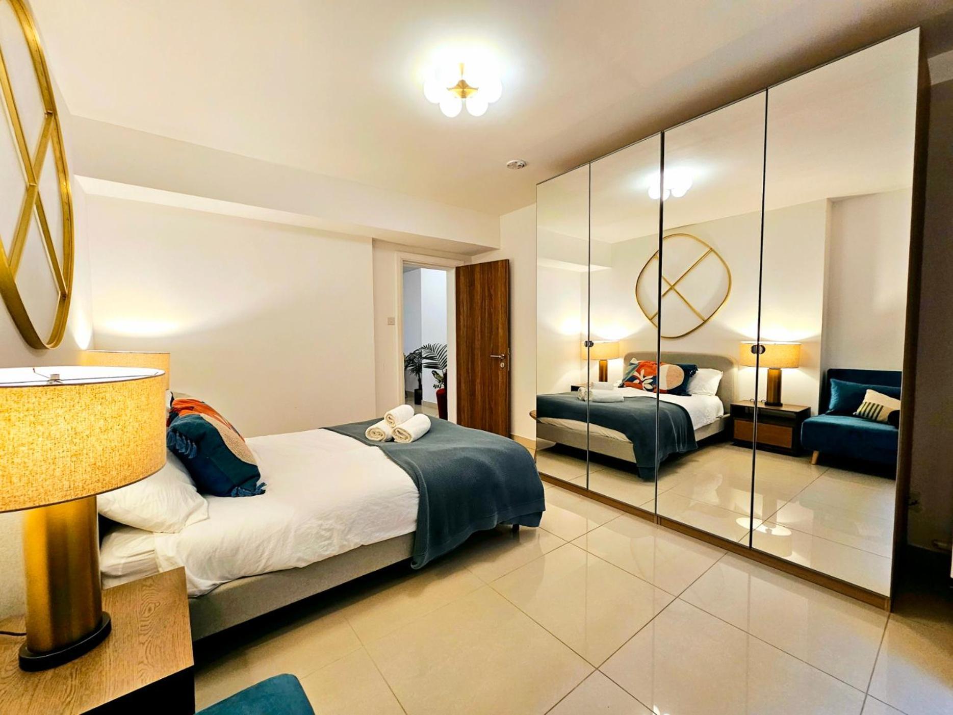 Modern Hyde Park Home With Private Entrance & Private Back Patio Near Bayswater & Paddington Stations ลอนดอน ภายนอก รูปภาพ