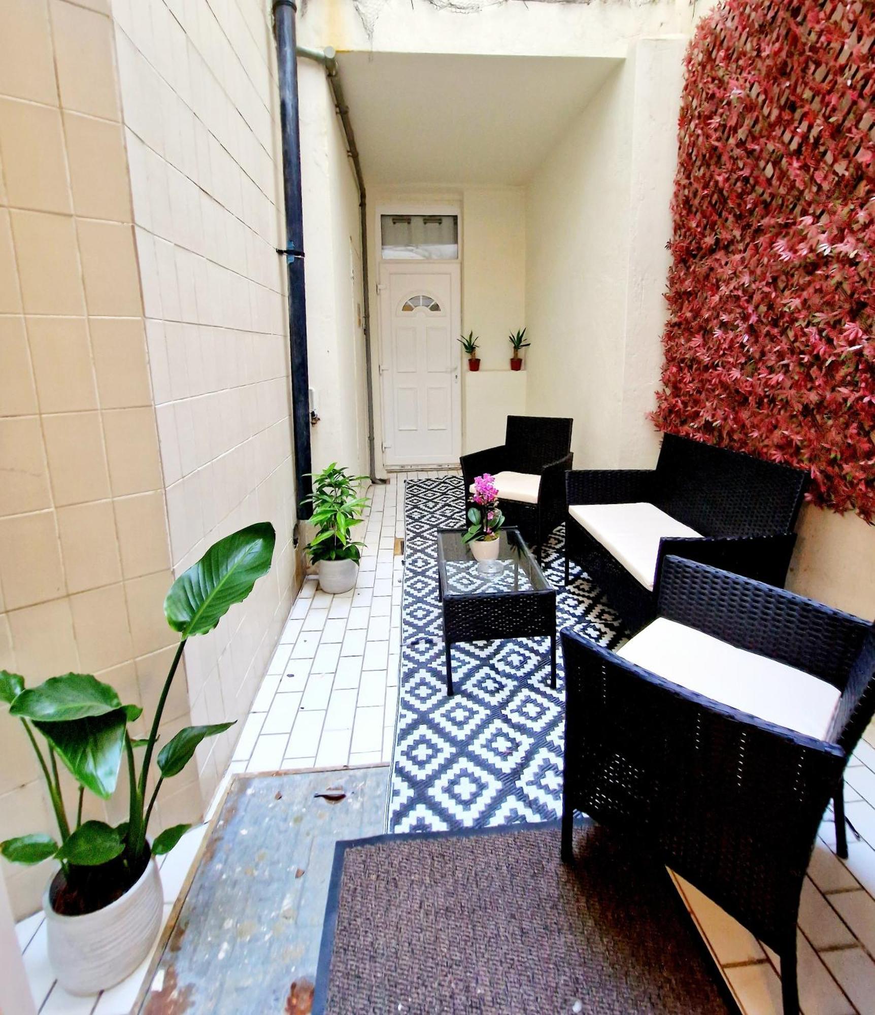 Modern Hyde Park Home With Private Entrance & Private Back Patio Near Bayswater & Paddington Stations ลอนดอน ภายนอก รูปภาพ